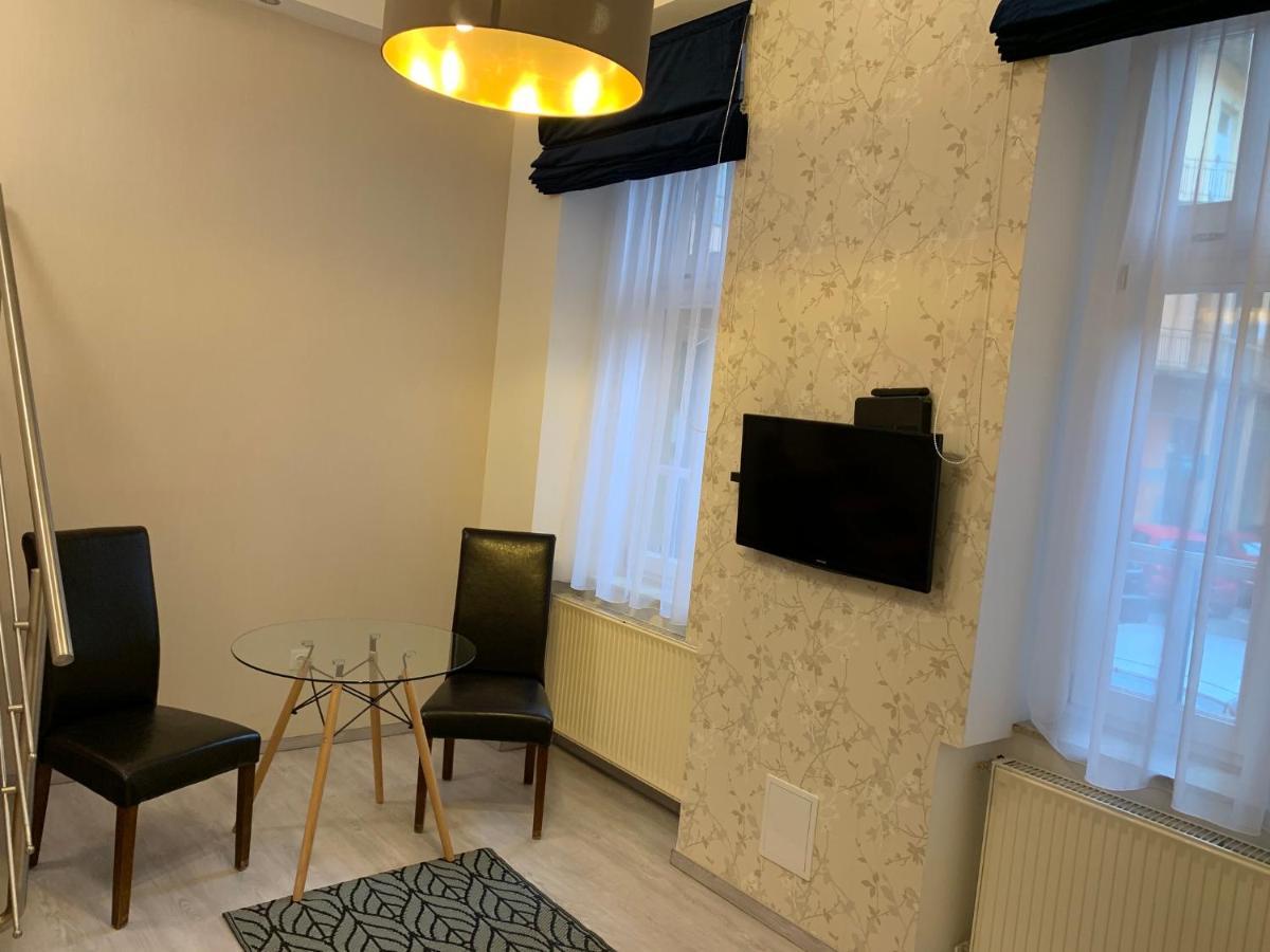 W19 Apartments ميسكولك المظهر الخارجي الصورة