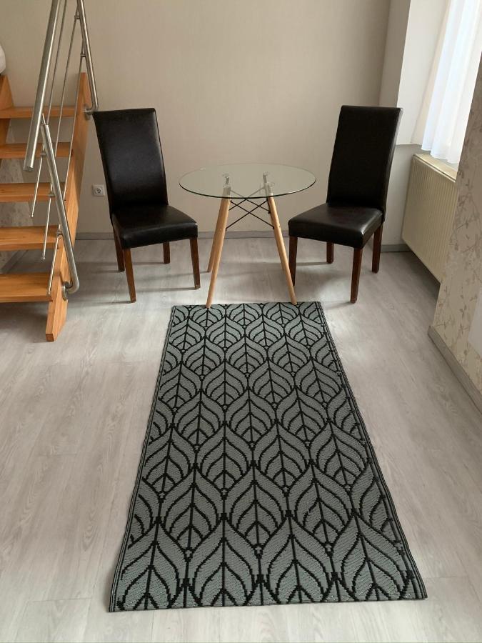W19 Apartments ميسكولك المظهر الخارجي الصورة