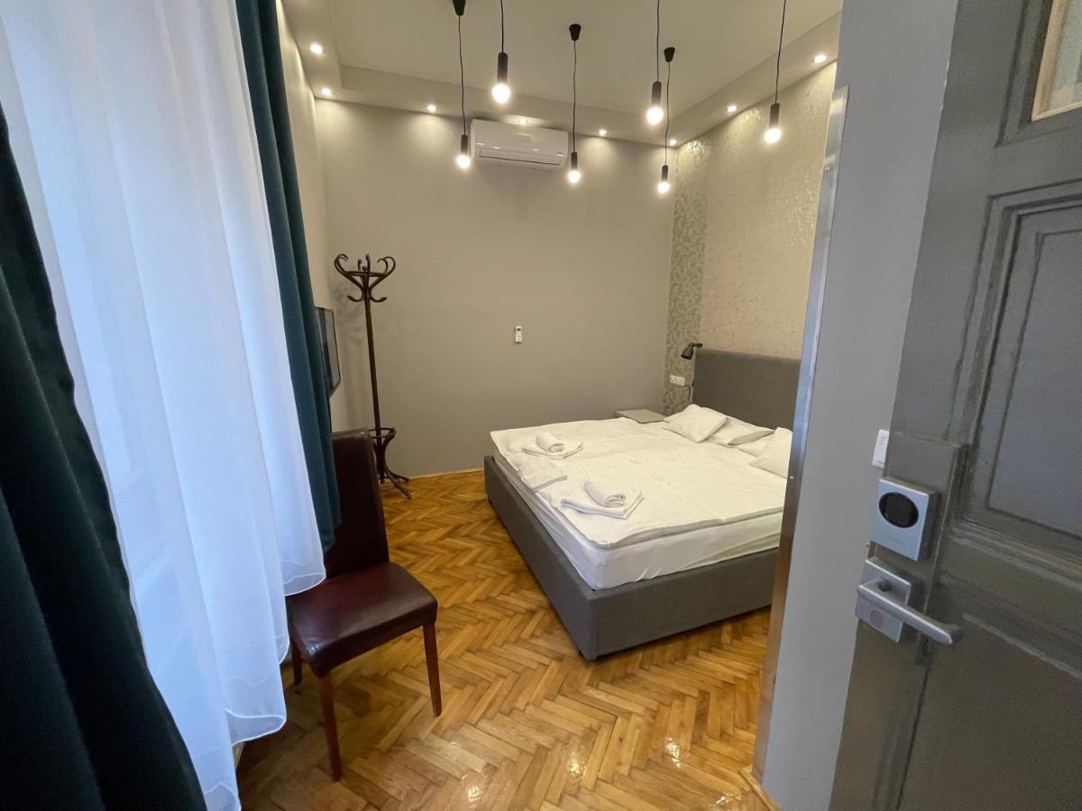 W19 Apartments ميسكولك المظهر الخارجي الصورة