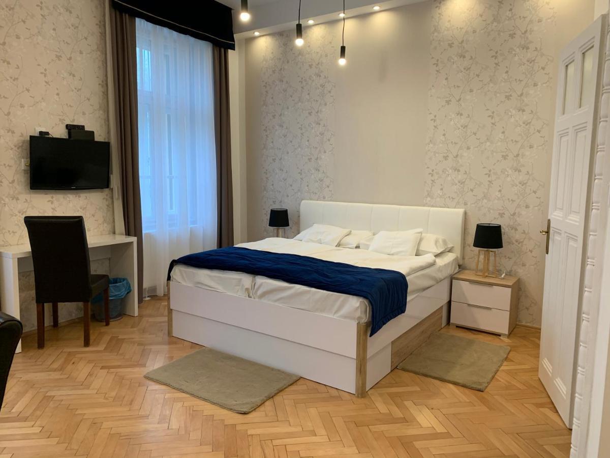 W19 Apartments ميسكولك المظهر الخارجي الصورة